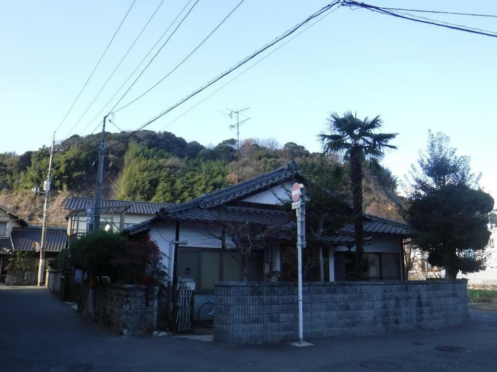 Wholeearth Ryokan Hiroshima Bagian luar foto
